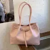 Bolsa Tote de Alta Gama para Viajes Diarios para Mujer, Nuevo Estilo Primavera 2026, Bolso de Hombro Atractivo y Versátil, Bolso de Mano de Gran Capacidad