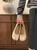 Mocassins Femininos Planos para a Primavera de 2026 com Bico Dividido e Dedão, Estilo Pé de Porco, Sapatos de Barco, Mocassins, Sapatos Individuais