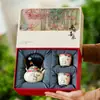 Fabricante Die Lianhua Tetera y Tazas de Gato Lindas Juego de Té de Cerámica Kung Fu para Preparar Té, Una Tetera y Dos Tazas Caja de Regalo