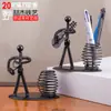 Metal Pequeño Contenedor de Bolígrafos de Escritorio Ironman Adornos Colección de Arte en Hierro Decoración Manualidades Banda Accesorios para el Hogar Regalos Regalos