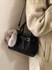 Bolso de Mano de Aspecto Elegante Estilo Coreano para Mujer Invierno 2026 Nuevo Estilo Coreano Retro Gamuza Gran Capacidad Bolso Cubo