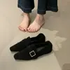 Versión de piel de oveja~Mocasines retro elegantes para mujer, adecuados para ir al trabajo, únicos y cómodos, adelgazantes con diseño de hebilla de cinturón, zapatos de tacón bajo de corte bajo