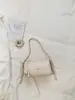 Bolsa Boston Matelassê Novo Estilo Transfronteiriça 2026 Bolsa Transversal Feminina Elegante de Alto Padrão Bolsa de Ombro Cilíndrica de Luxo Leve Francesa