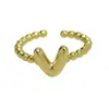 Anillos de 26 Letras Inglesas Más Vendidos Transfronterizos Anillos Gruesos Brillantes de Oro de 18 Quilates Modelo Caliente de Amazon Dropshipping