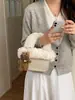 Bolso de Mujer Otoño e Invierno Bolso de Mano de Felpa Suave Bolso Cruzado de Hombro Versátil Nuevo Retro para Mujer 2026