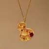 Janela de Flor Vermelha Estilo Chinês Diamante Colorido Pica-pau em Flor de Ameixa Vazado Novo Estilo Chinês Corindo Pingente de Colar de Cabacinha Feminino Flor da Fortuna e Prosperidade