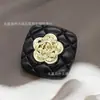 Jaqueta Outwear de Metal com Botões de Pressão Quadrados Rombos Camélia Quatro Botões Botões Duplos Atacado Pequena Fragrante