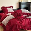 Juego de cuatro piezas de boda estilo francés con encaje y alto número de hilos, funda de edredón de jacquard de algodón amigable con la piel, colcha de boda roja, funda de edredón, ropa de cama