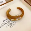 Europa y Estados Unidos Pulsera de Halo con Superficie de Brillo Exagerado Moda Simple Versátil Pulsera de Temperamento Sentido del Diseño Pulsera de Nicho para Mujeres