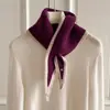 Bufanda Triángulo Tejida en Punto Cruz con Borde Contrastante Estilo Coreano para Mujer, Calentador de Cuello Versátil, Pañuelo Pequeño, Chaleco Pequeño Elegante