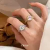 Anel Redondo com Zircônia Banhado a Ouro 14K Real Estilo Francês Levemente Luxuoso Anel para Dedo Indicador Moda Design Simples Joias Atacado