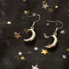 Brincos Meia-Lua para Mulheres, Brincos Pequenos de Personalidade Estilo Coreano, Brincos de Celebridade da Internet, Clipes de Orelha Minimalistas, Acessórios de Orelha da Moda
