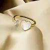 Anillo de Zirconia 2025 con Diseño Minimalista Elegante que Conserva el Color Anillo de Moda Tendencia Personalidad Anillo de Alta Gama Incrustado con Diamantes para Mujer