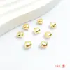 Retención de color fuerte Chapado en cobre dorado Accesorios para joyería DIY Superficie brillante Colgante de corazón tridimensional Pulsera hecha a mano Colgante de collar Melocotón