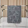 Lenço com estampa de pintura a tinta de selva vintage para mulheres, grosso e versátil para outono e inverno, adequado para o trajeto diário, como uma camada externa ou para se aquecer em ambientes com ar condicionado