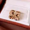 Pendientes Geométricos de Plata Electrochapada en Oro Real de 18 Quilates, Tachuelas Versátiles de Moda Retro, Pendientes Únicos de Nicho para Mujer
