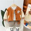 Conjunto de Moletom de Veludo Infantil 2025 Inverno Novo Conjunto de Três Peças Uniforme de Beisebol para Meninos 1-5 Anos Lindo Conjunto Infantil