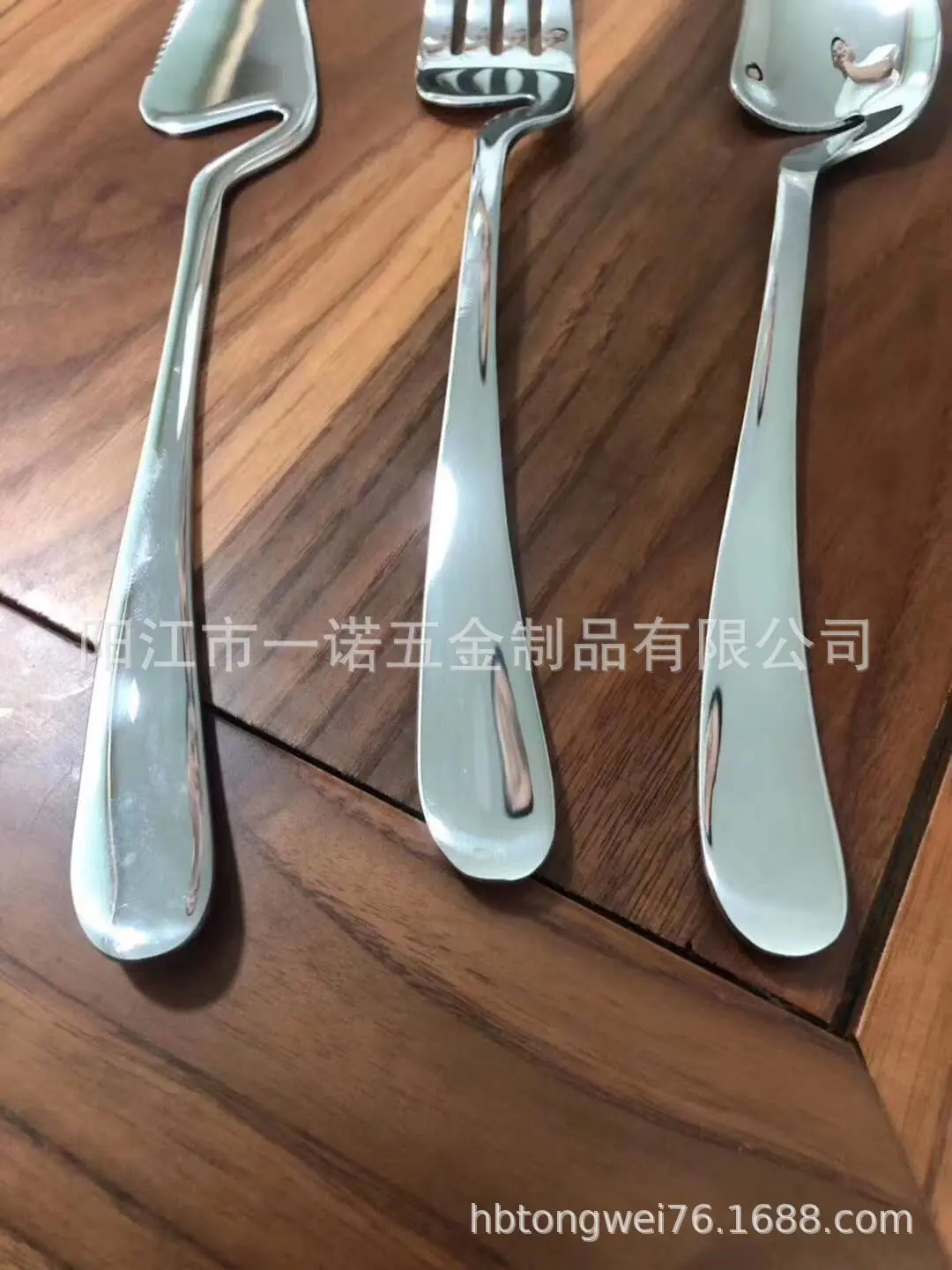 餐具揭阳市佳佰利材料304，单价3.7元1支不含税运，15天