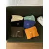 MZI STUDIO Otoño Estilo Coreano Suave y Versátil Adelgazante Color Sólido Un Hombro Manga Larga Suéter A80229
