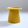 Mesa de Centro Redonda de Plástico Nórdica para Sala de Estar Casa Mesa de Café Mesa de Flores Mesa Lateral Pequena Simples para Apartamento Mesa Lateral Luxo Leve Criativa Celebridade da Internet ins