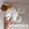 Diadema Blanca Extra Grande Suave con Flores Bordadas de Alta Gama, Banda para el Cabello Estilo Coreano con Estilo Perezoso