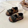 Zapatos de Cuero Estilo Británico Retro para Niñas Modelo Nuevo Primavera y Otoño 2026 con Hebilla de Cinturón Zapatos Mary Jane de Princesa Planos Versátiles y Elegantes