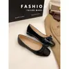 A5028-2 Primavera 2026 Nuevo Estilo Lazo Francés Charol Brillante Mocasines sin Cordones Punta Cuadrada Zapatos Planos