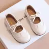 Zapatos Pequeños de Cuero para Niñas 2026 Primavera y Otoño Nuevo Estilo Coreano Moda Lazo Zapatos de Princesa para Niños Bebé Suela Suave Planos