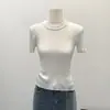 Camiseta Branca de Alto Padrão Estilo Europeu Slim Fit para Mulheres, Coleção Primavera, Top de Tricô Gola Redonda, Camiseta Básica de Manga Curta