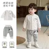 Conjunto de Sudadera con Capucha para Bebé Primavera y Otoño Ropa Exterior para Niñas Cárdigan Top Pantalones de Trasero Grande Conjunto de Dos Piezas Conjunto Separado para Bebé