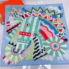 Regalo para Mamá y Personas Mayores Moda de Alta Gama Bufanda de Seda Versátil Cuadrada sin Tirantes Decorativa de Verano