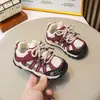 Estilo Nuevo Primavera y Otoño Zapatos de Papá para Niños Zapatos Deportivos Unisex para Niños Zapatos para Caminar de Bebé Zapatos Ligeros Antideslizantes con Suela Gruesa