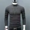 Camisa de manga larga para hombre, cuello medio alto, elegante, cálida, con interior de color liso, top de otoño, camiseta ajustada de estilo coreano a la moda.