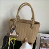 2025 Nuevo Bolso de Mano Versátil de Moda Bolso Tejido Casual Bolso Sencillo de Cubo Bolso de Hombro para Viajes Diarios Bolso Cruzado de Moda
