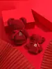 Toalha de Banho Vermelha, Enxoval de Casamento, Toalha de Casal, Lembrança de Agradecimento, Caixa de Presente Souvenir, Absorve Água Mais Que Algodão e Não Solta Fiapos