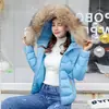Nuevo Abrigo Corto de Algodón para Mujer Otoño/Invierno 2025 con Cuello Grande de Piel, Estilo Coreano, Chaqueta de Algodón para Mujer Tallas Grandes