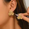 Pendientes de metal con diseño de pétalos florales, estilo europeo y americano, de alta gama, nicho, para mujer