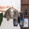 Conjunto de Ropa de Otoño para Niños 2026 Nuevo Elegante para Bebés y Niños Conjunto Casual de Pana de Manga Larga de Tres Piezas Moderno