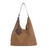 Yuezhi 2026 principios de otoño nueva moda elegante bolsa de hombro de gran capacidad simple para ir al trabajo, bolsa de mano retro simple para debajo del brazo