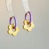 Aretes de Flores de Dopamina de Color Contraste de Primavera y Verano ~ Hebilla de Oreja Diseño Nicho Lindo Delicado Aretes de Color Aretes Dulces