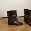 Botas de mujer estilo coreano con punta y hebilla de cinturón, nueva colección otoño/invierno 2026, diseño plisado versátil, botas de montar, botas de moda de alta gama