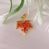 Diseño de Hoja de Arce Dorada Colgante DIY con Piedra de Circonita Naranja, Cadena para Clavícula de Moda y Elegante Colgante Joyería