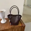 Bolsa tote tipo cubo elegante de gran capacidad transfronteriza, nueva colección otoño 2026, bolso de hombro/bolso cruzado casual y versátil, juego de dos bolsas