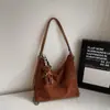Bolsa Grande Maillard Fosca para Mulheres 2025 Nova Bolsa Tote Suede Retrô Textura Outono e Inverno Bolsa de Ombro com Letra