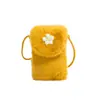 2026 Nova Tendência Outono/Inverno Bolsa Pequena de Pelúcia para Mulheres Mini Bolsa Transversal para Celular Moda Versátil Bolsa Pequena Peluda de Ombro Único