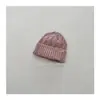 Coleção outono e inverno infantil estilo coreano: gorro de tricô liso e moderno com punho, chapéu de tricô unissex para meninos e meninas