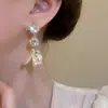 Brincos de Franja com Pétalas de Pérola e Cravejados de Diamante Brilhantes Brincos Franceses de Luxo Leve Brincos da Moda Personalizados de Alta Qualidade para Mulheres Venda por Atacado