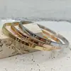 Pulseira Borboleta Retrô Europeia e Americana para Mulheres, Aço Inoxidável Galvanizado Ouro 18K, Zircônia Incrustada Joias de Alta Qualidade Atacado