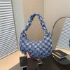 Bolsa de Ombro Estilo Francês Personalidade Bonita Feminina 2024 Novo Estilo Bolsa de Ombro Elegante Bolsa Transversal Jeans Bolsa Bagel Bolsa Feminina