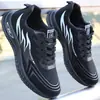 Zapatos Deportivos Versátiles para Hombre, Suela Suave, Cómodos, Zapatos Casuales para Correr, Ligeros, Transpirables, Zapatos Deportivos de Trabajo para Hombre al por Mayor